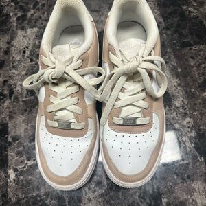 Nike Men's Cream and White Air Force’s